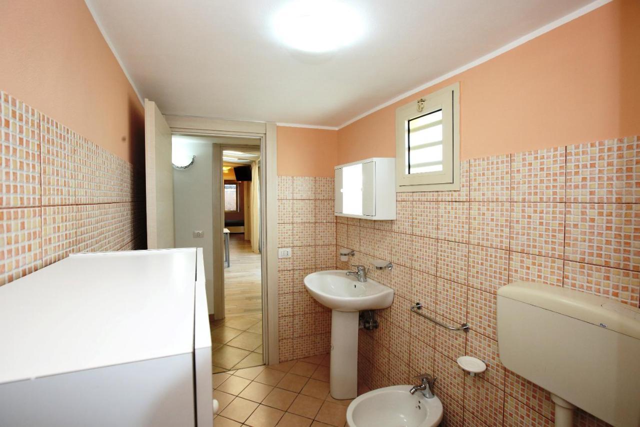 Re Sole Case Vacanze - Esclusivo Attico M A R T E Con Spaziosissima Terrazza Solarium Attrezzata อาโวลา ภายนอก รูปภาพ