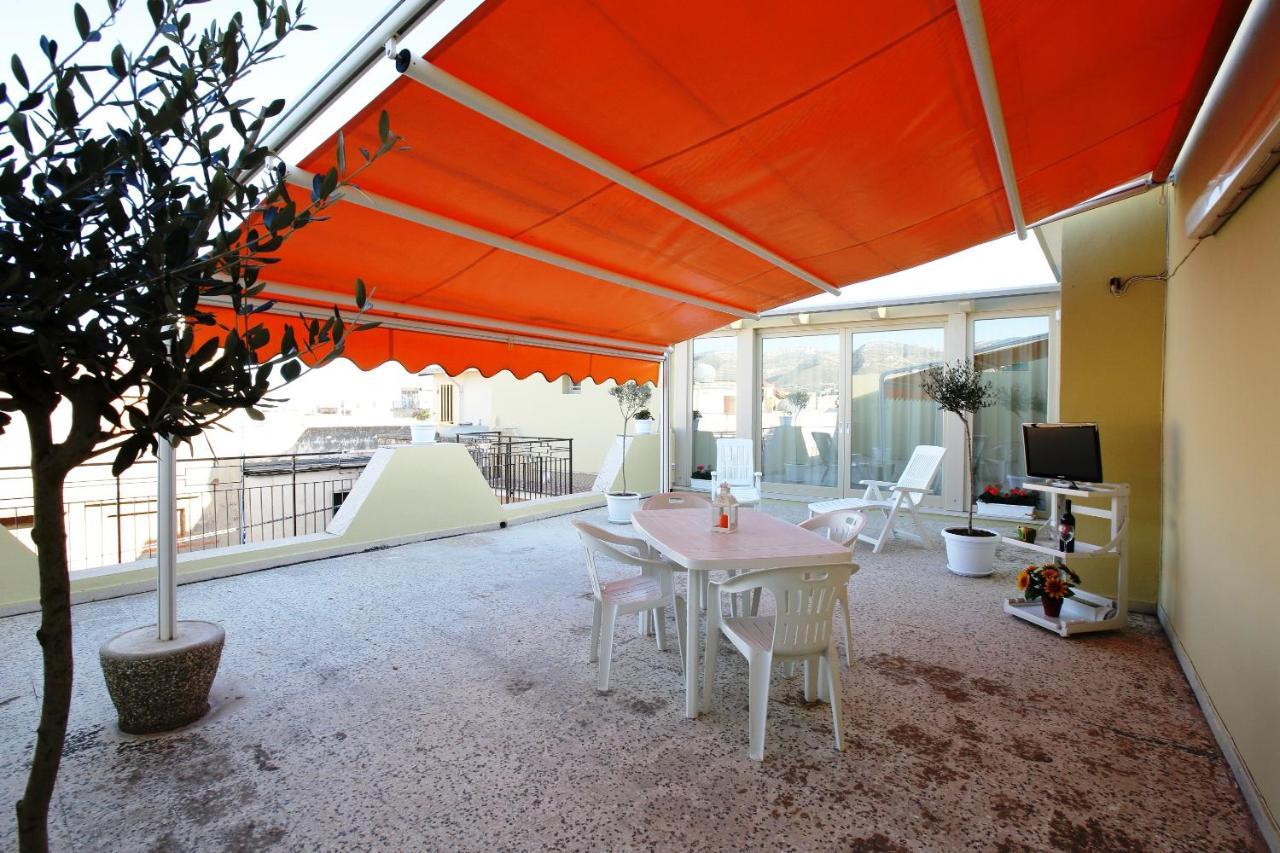 Re Sole Case Vacanze - Esclusivo Attico M A R T E Con Spaziosissima Terrazza Solarium Attrezzata อาโวลา ภายนอก รูปภาพ
