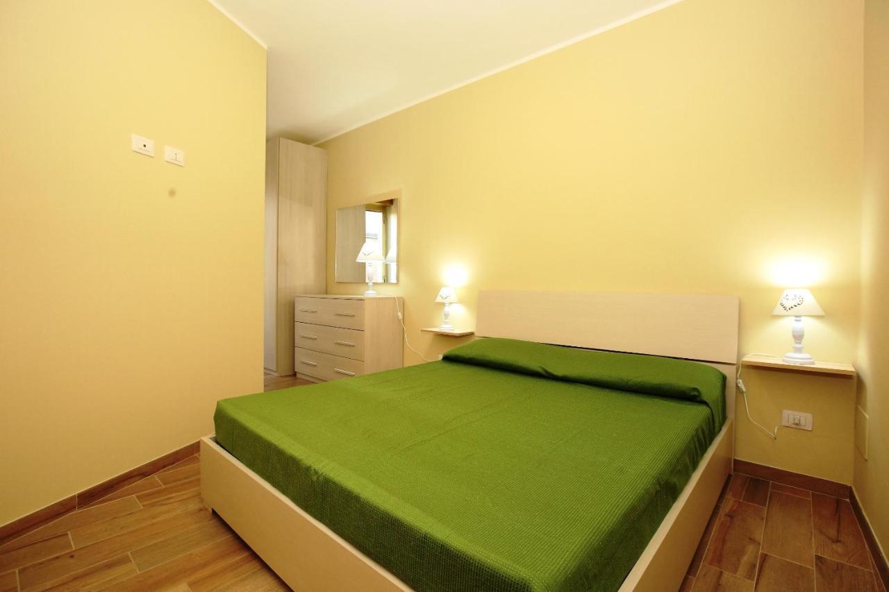 Re Sole Case Vacanze - Esclusivo Attico M A R T E Con Spaziosissima Terrazza Solarium Attrezzata อาโวลา ภายนอก รูปภาพ