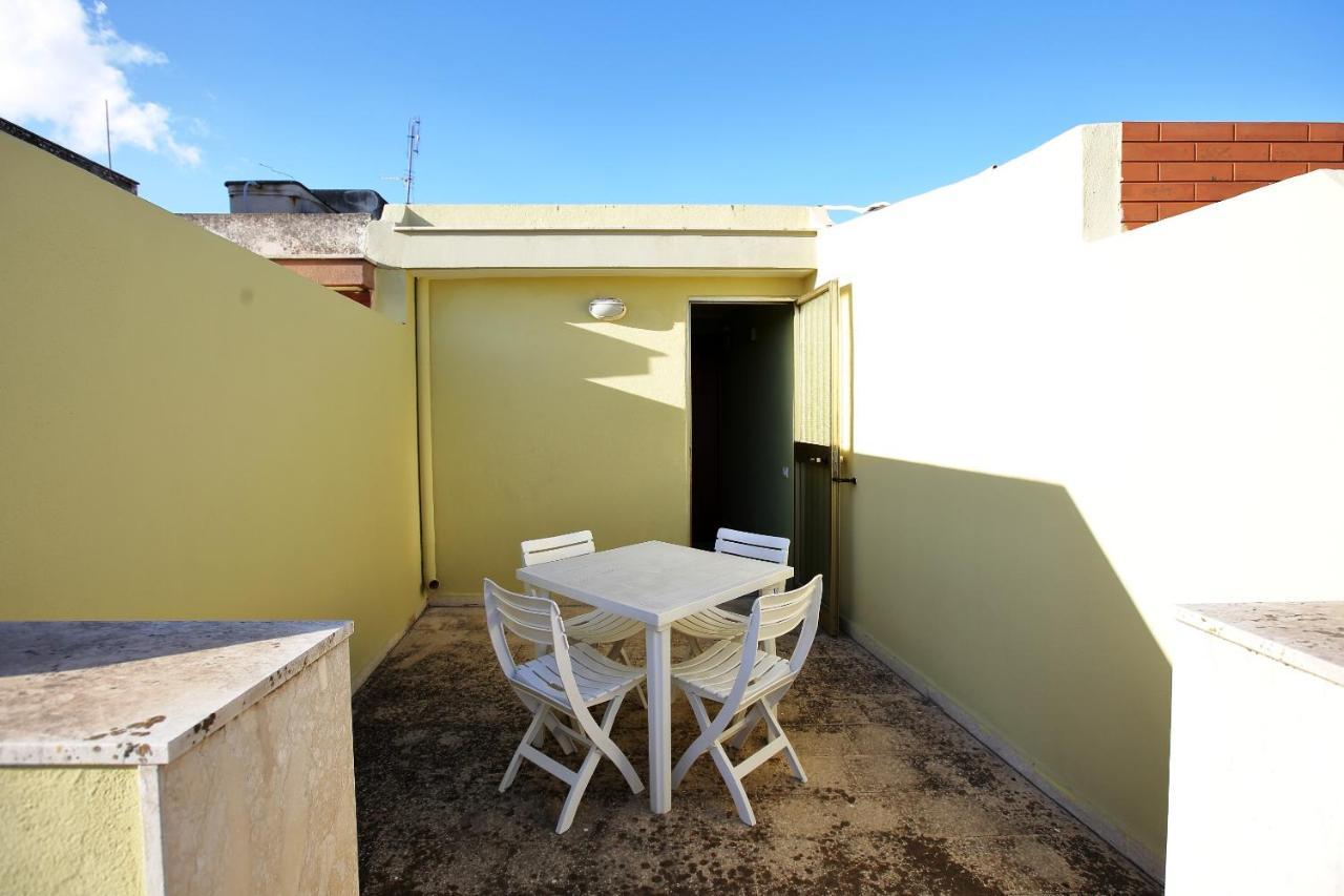 Re Sole Case Vacanze - Esclusivo Attico M A R T E Con Spaziosissima Terrazza Solarium Attrezzata อาโวลา ภายนอก รูปภาพ